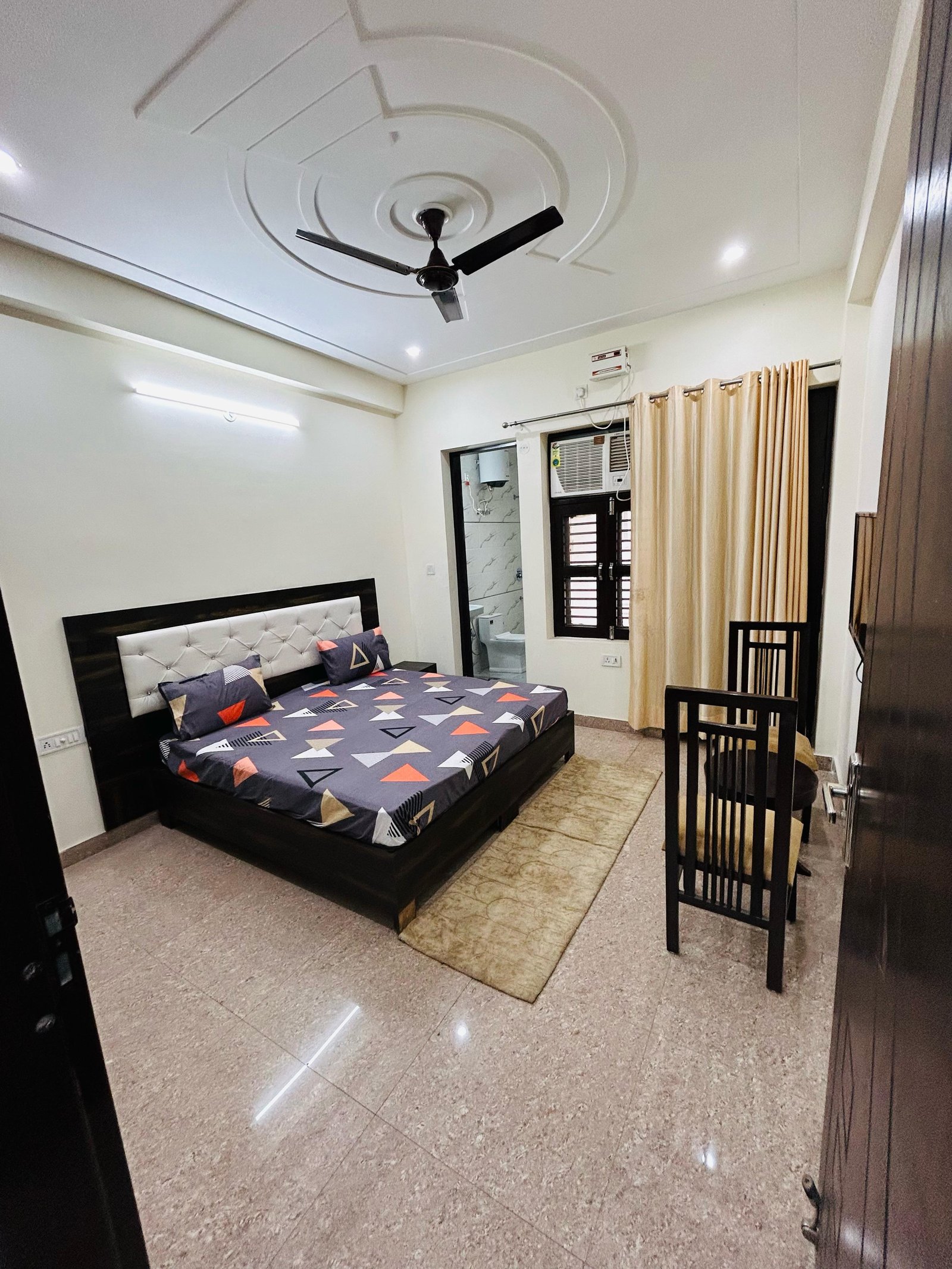 3BHK fully furnised flat in Sector 52 Gurgaon Haryana