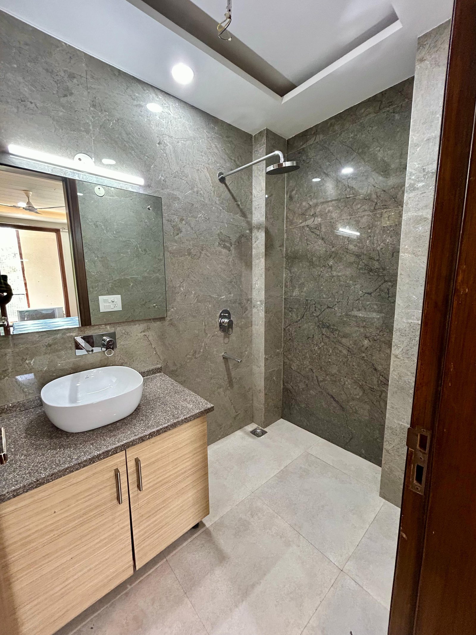 3BHK Fully Furnished Flat in Sector 45 Gurgaon Haryana