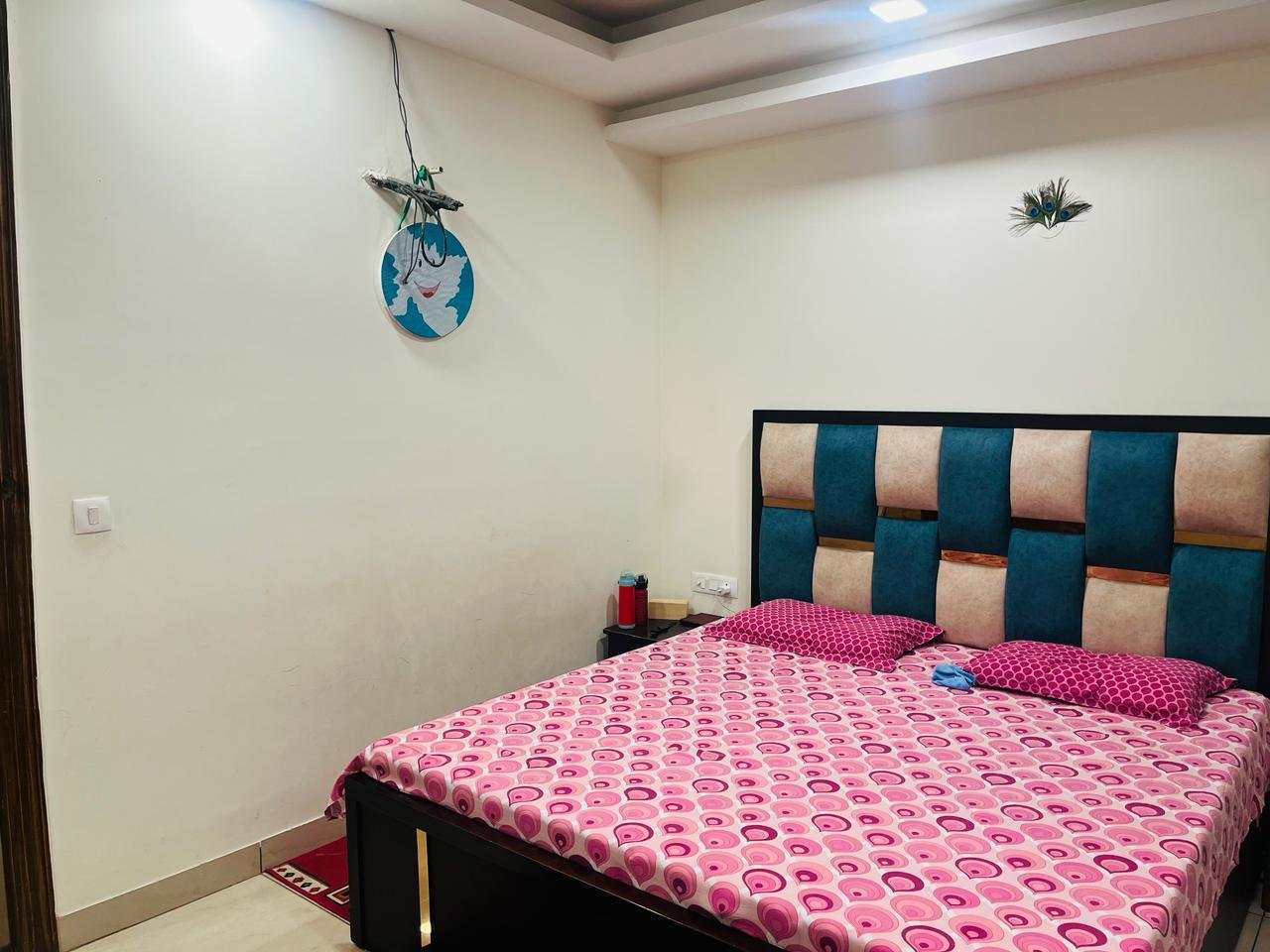 2 bhk semi furnished flat for rent in sector 57