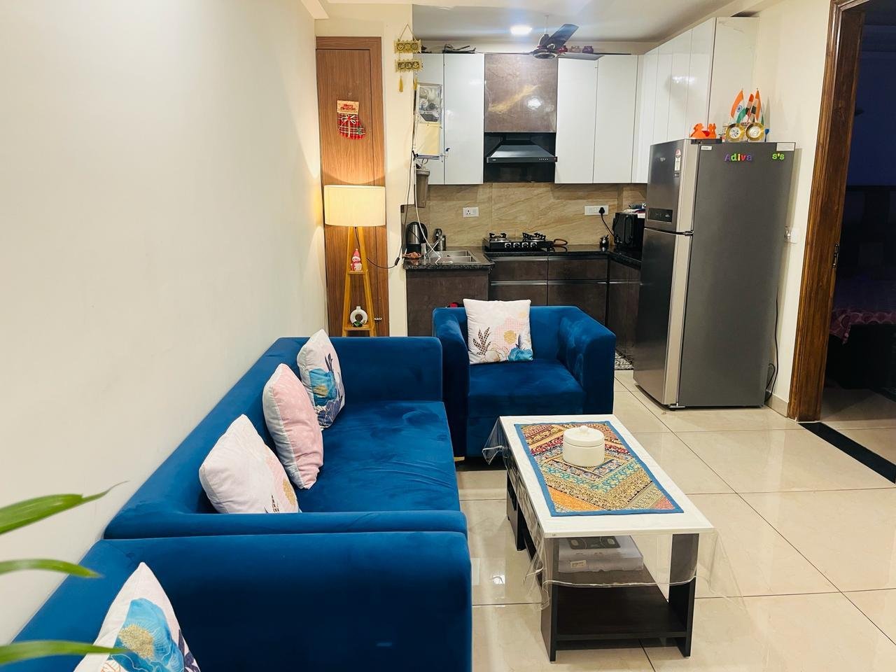 2 bhk semi furnished flat for rent in sector 57