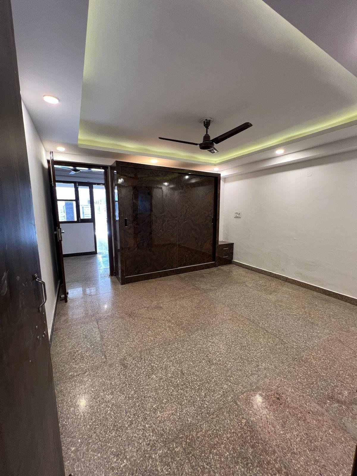 Luxury 2 bhk flat in sector 46