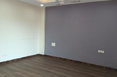 Luxury 4 bhk flat in sector 51 Mayfield garden