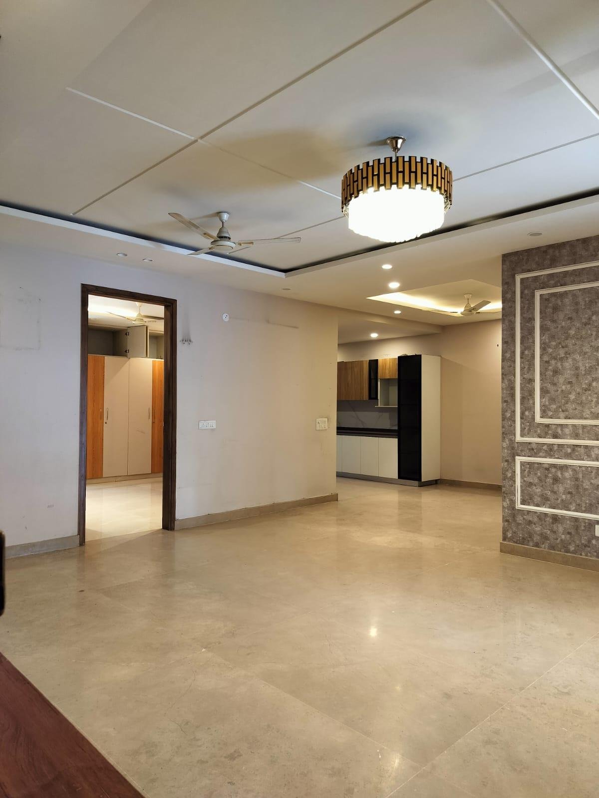 Brand new 4 bhk flat in sector 45