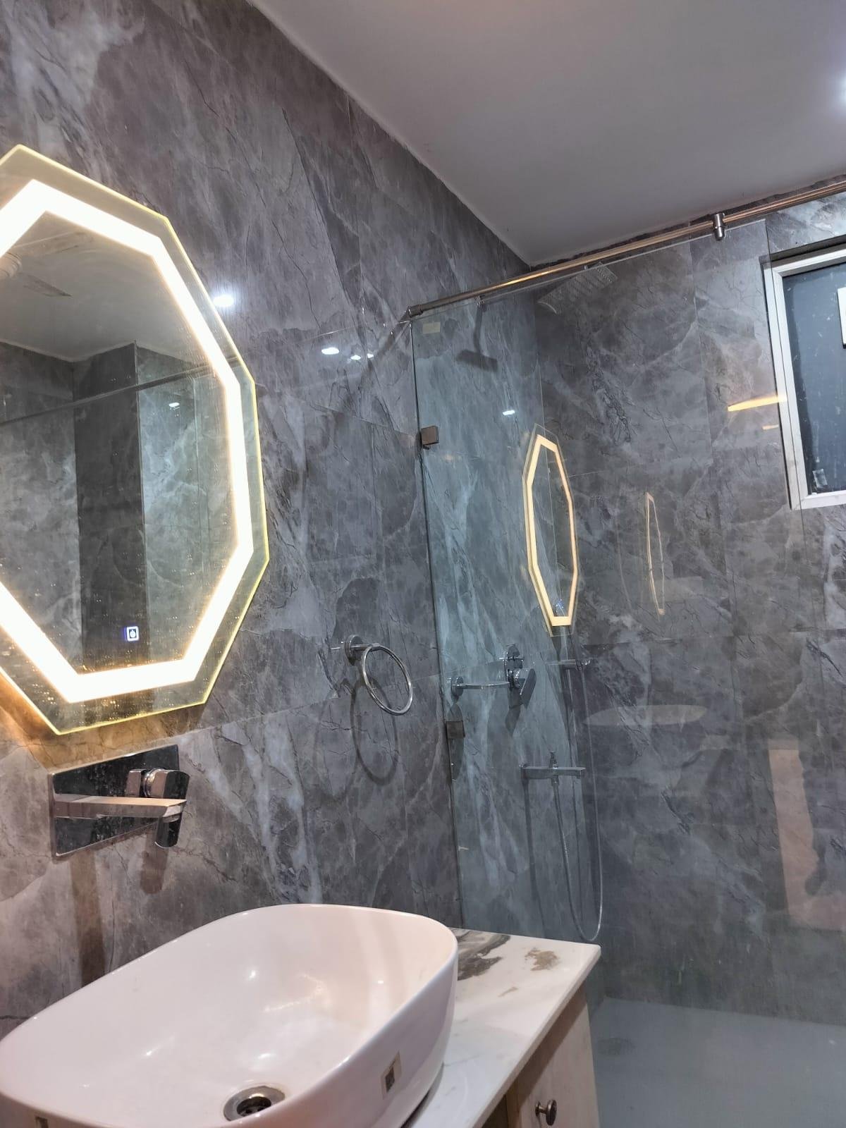 Brand new 4 bhk flat in sector 45