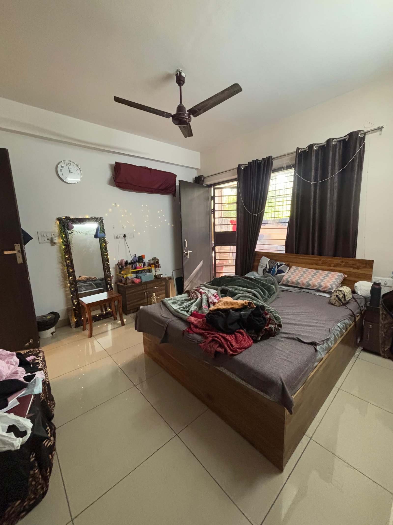 2 bhk semi furnished Flat available for rent in sector 51  Gurgaon Haryana