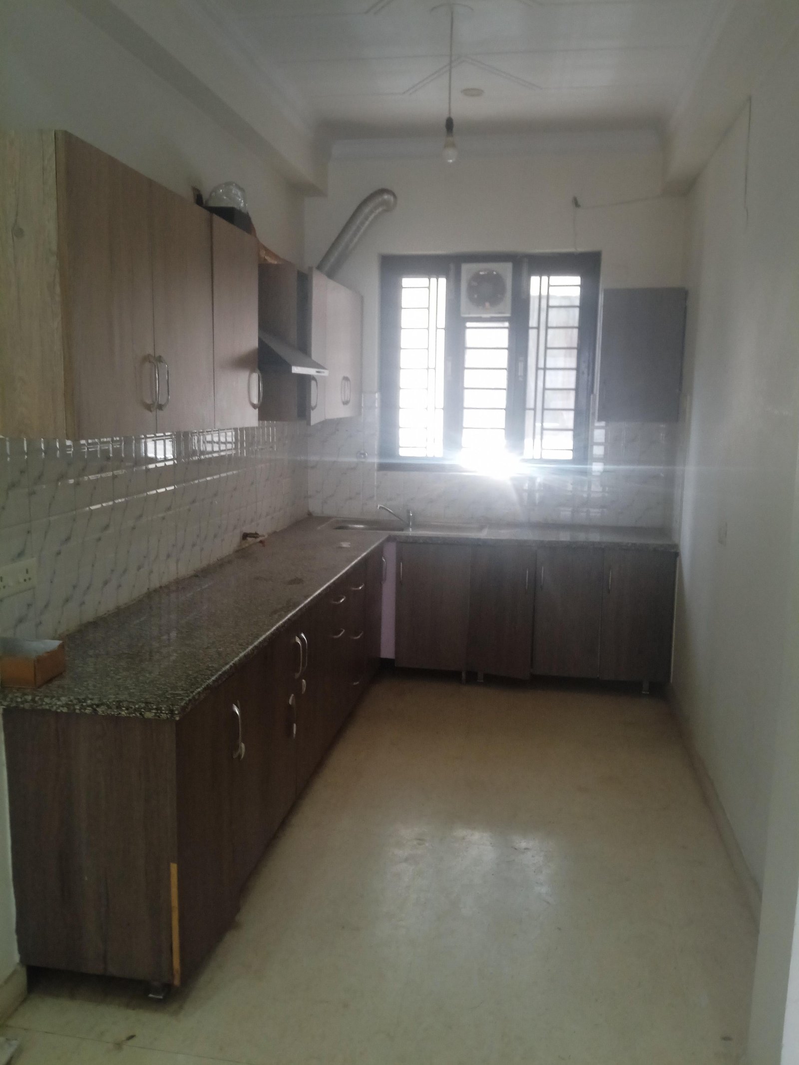 3Bhk Semi Furnised Flat in Sector 45 Gurgaon