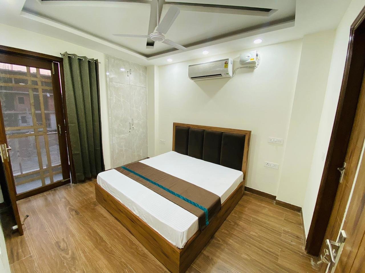 2Bhk Fully  Furnished Flat Sector 45 Gurgoan Haryana