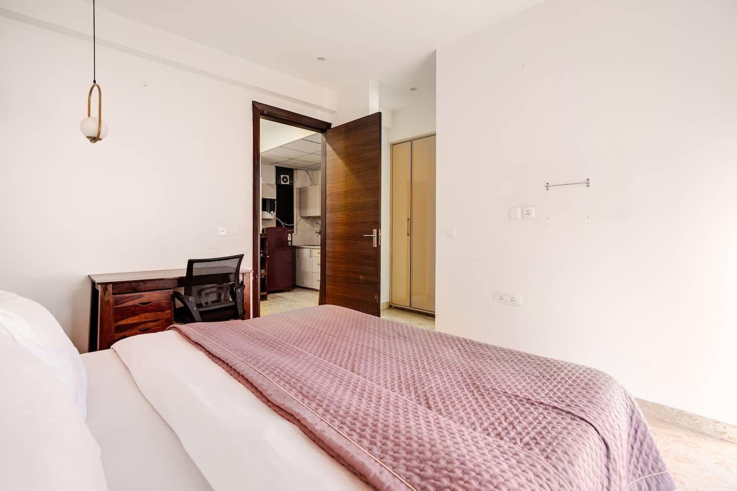 1BHK FULLY Furnished Flat In Sector 47 Gurgaon Haryana