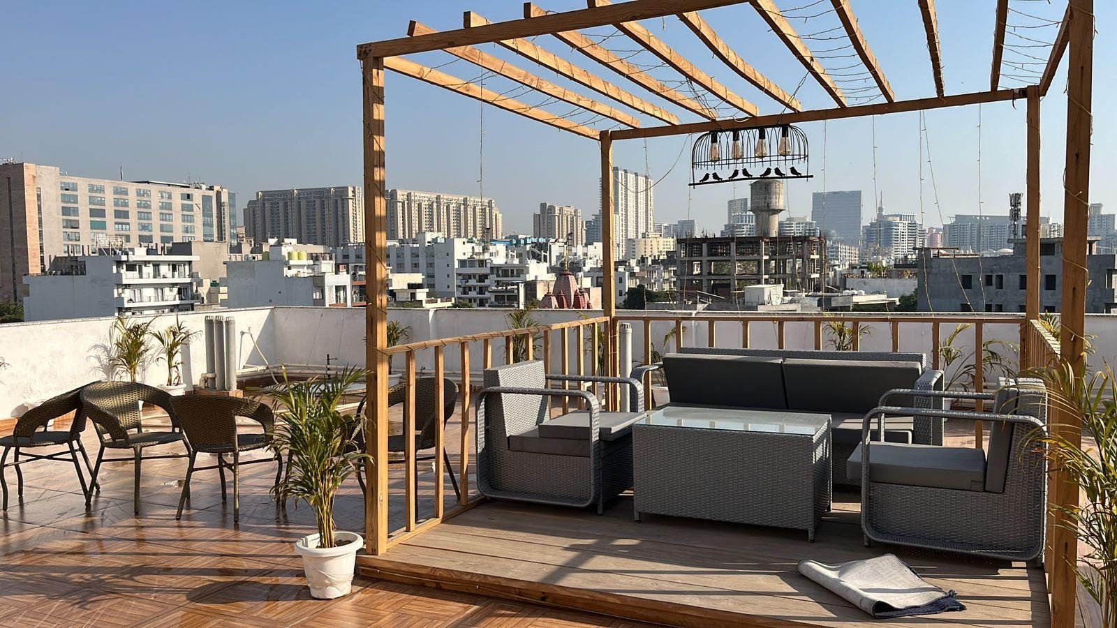 1RK FULLY Furnished Flat In Sector 43 Sushant lok 1 C -Block Gurgaon Haryana