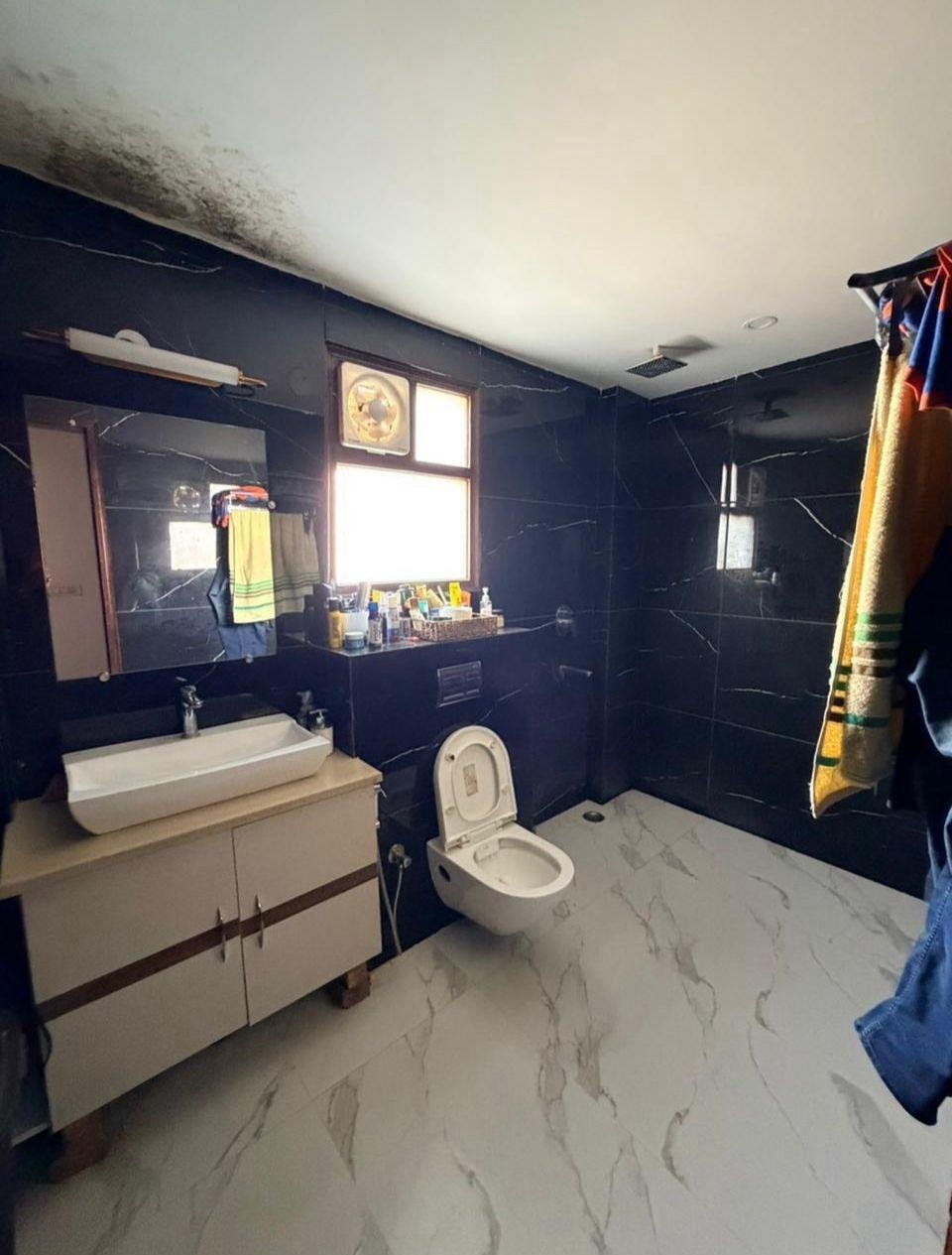 1RK FULLY Furnished Flat In Sector 43 Sushant lok 1 C -Block Gurgaon Haryana