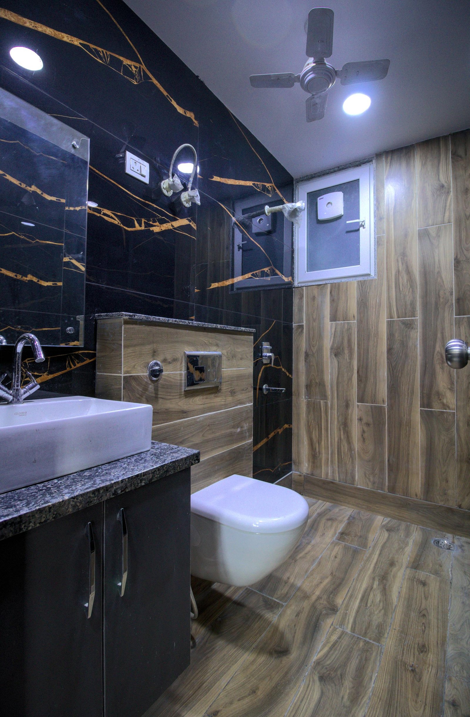 1BHK FULLY Furnished Flat In Sector 43 Sushant lok 1 C Block