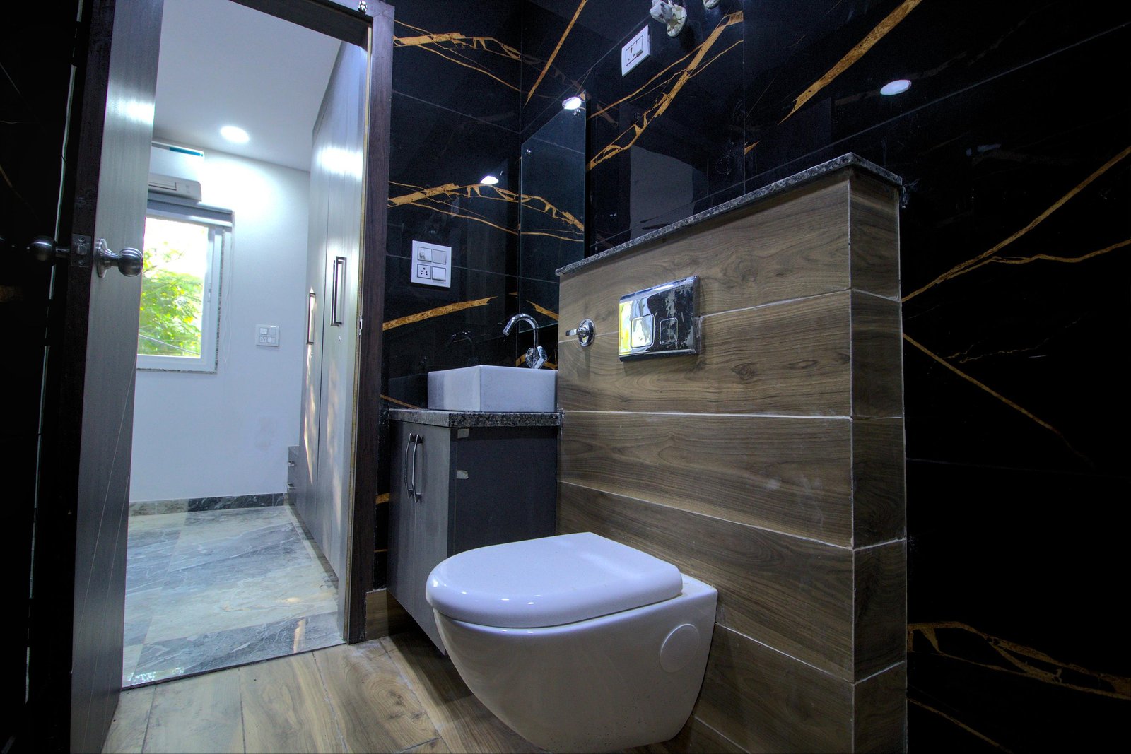 1BHK FULLY Furnished Flat In Sector 43 Sushant lok 1 C Block