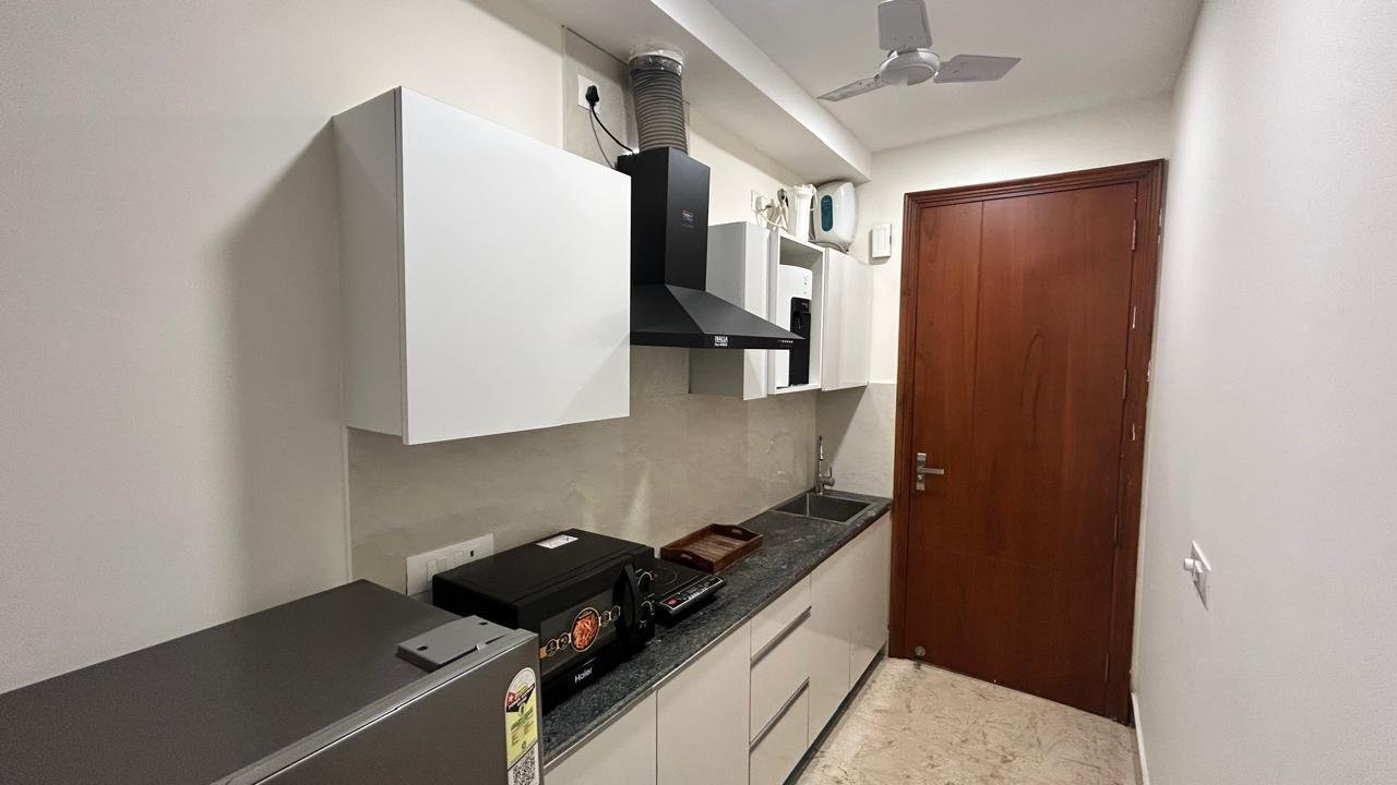 1BHK FULLY Furnished Flat In Sector 43 Sushant lok 1 C -Block Gurgaon Haryana