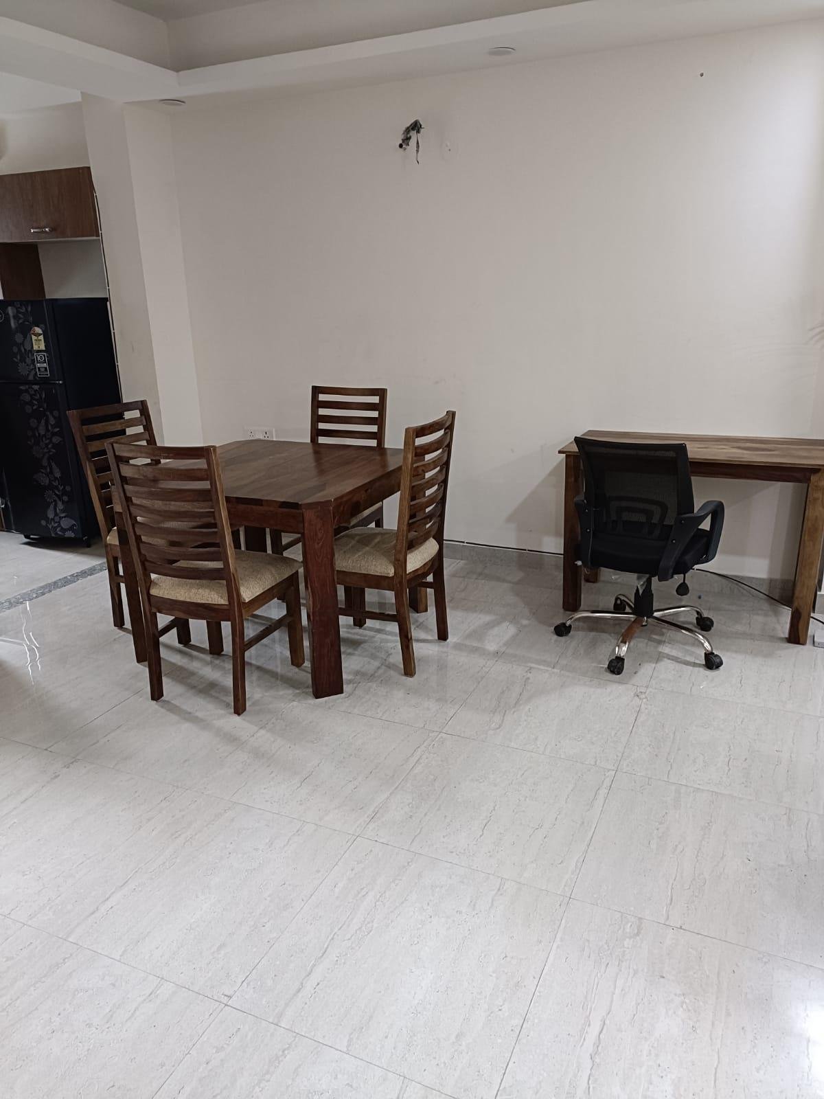 3BHK Fully furnished flat In Sector 43 Sushant lok 1 Gurgaon Haryana