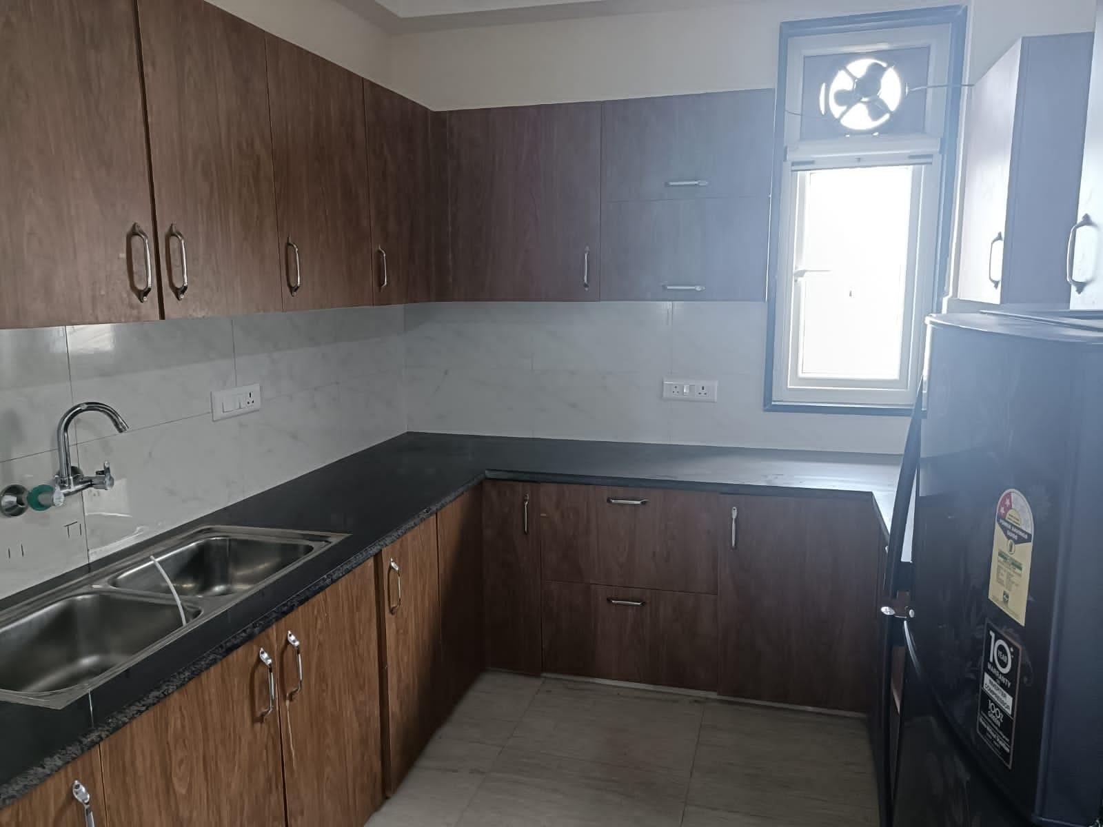 3BHK Fully furnished flat In Sector 43 Sushant lok 1 Gurgaon Haryana
