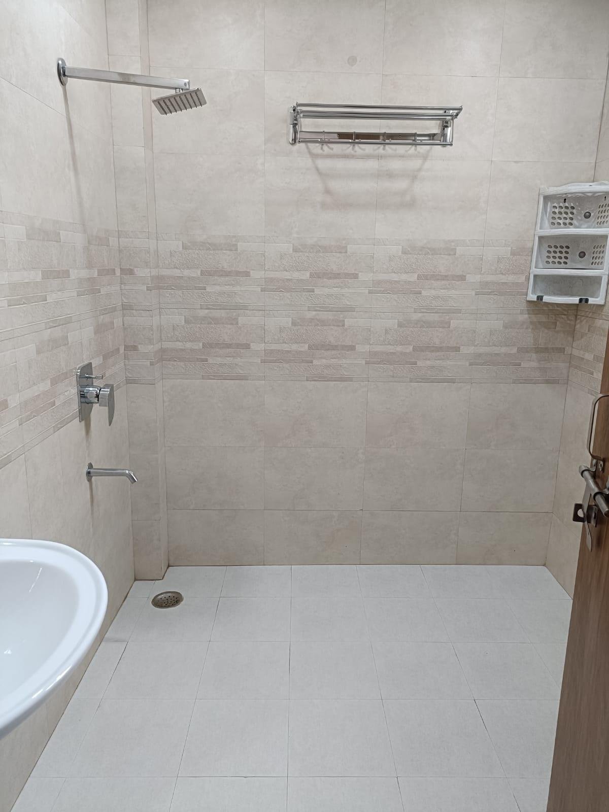 3BHK Fully furnished flat In Sector 43 Sushant lok 1 Gurgaon Haryana