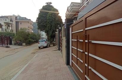 2BHK Semi furnished flat Sector 46 Gurgaon