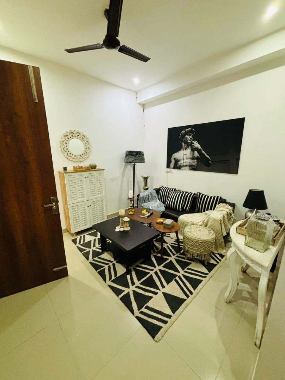 1BHK Fully furnished flat in sector 57 Gurgaon Haryana