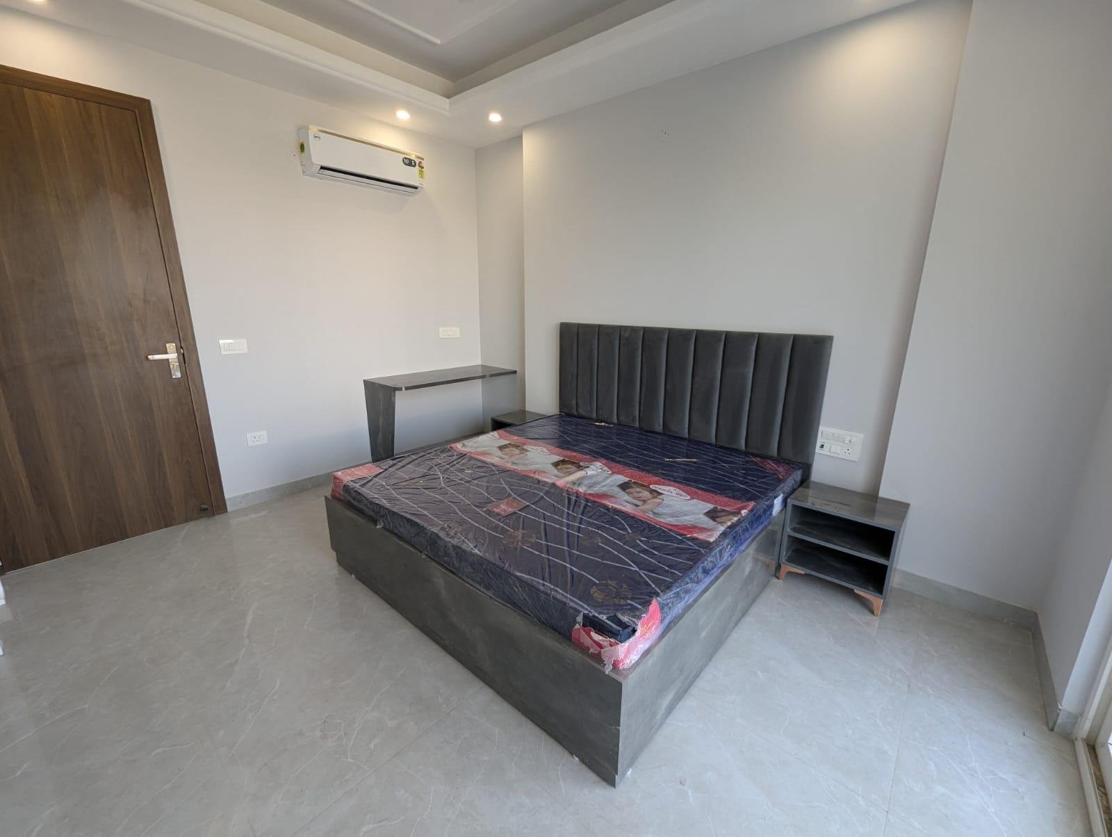 1bhk fully furnished flat DLF Phase 3 Gurgaon Haryana
