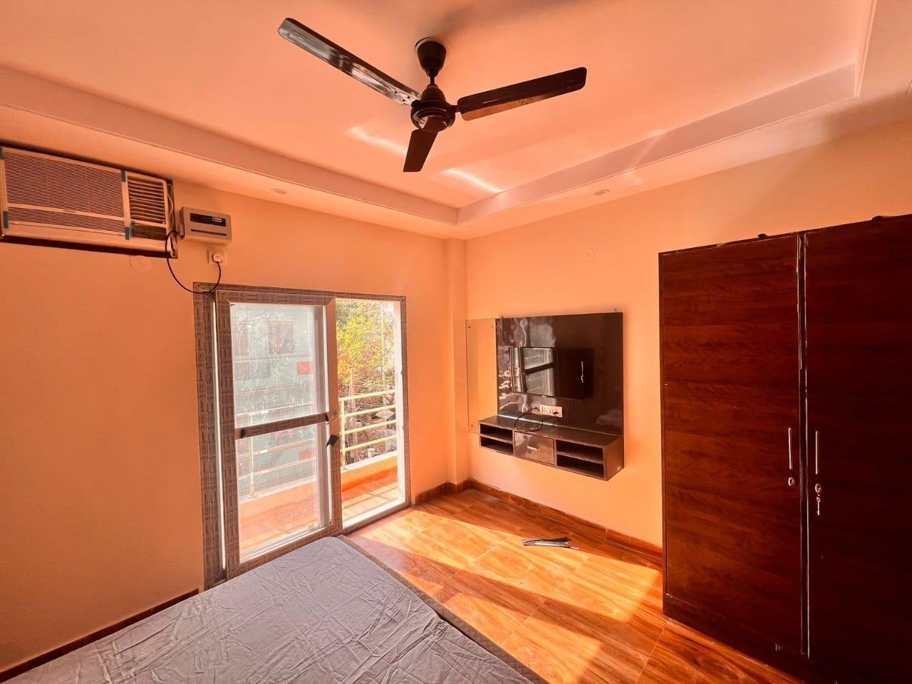 1BHK Fully furnished flat in sector 43 Gurgaon