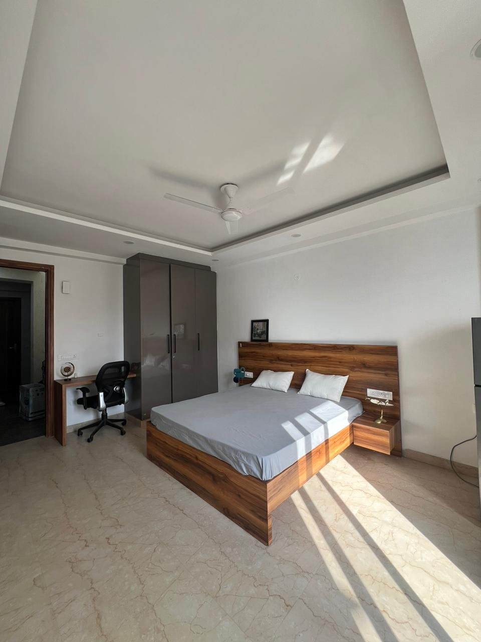 1BHK Fully Furnished Flat in Sector 43, Gurgaon  Haryana