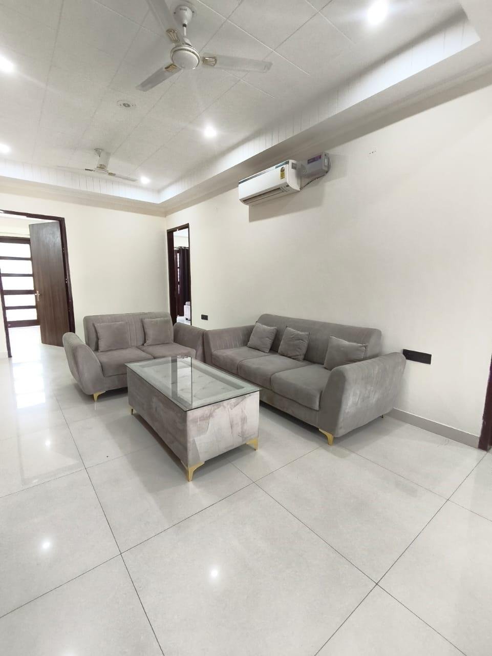 3bhk Fully furnished flat Sector 57 Gurgaon Haryana