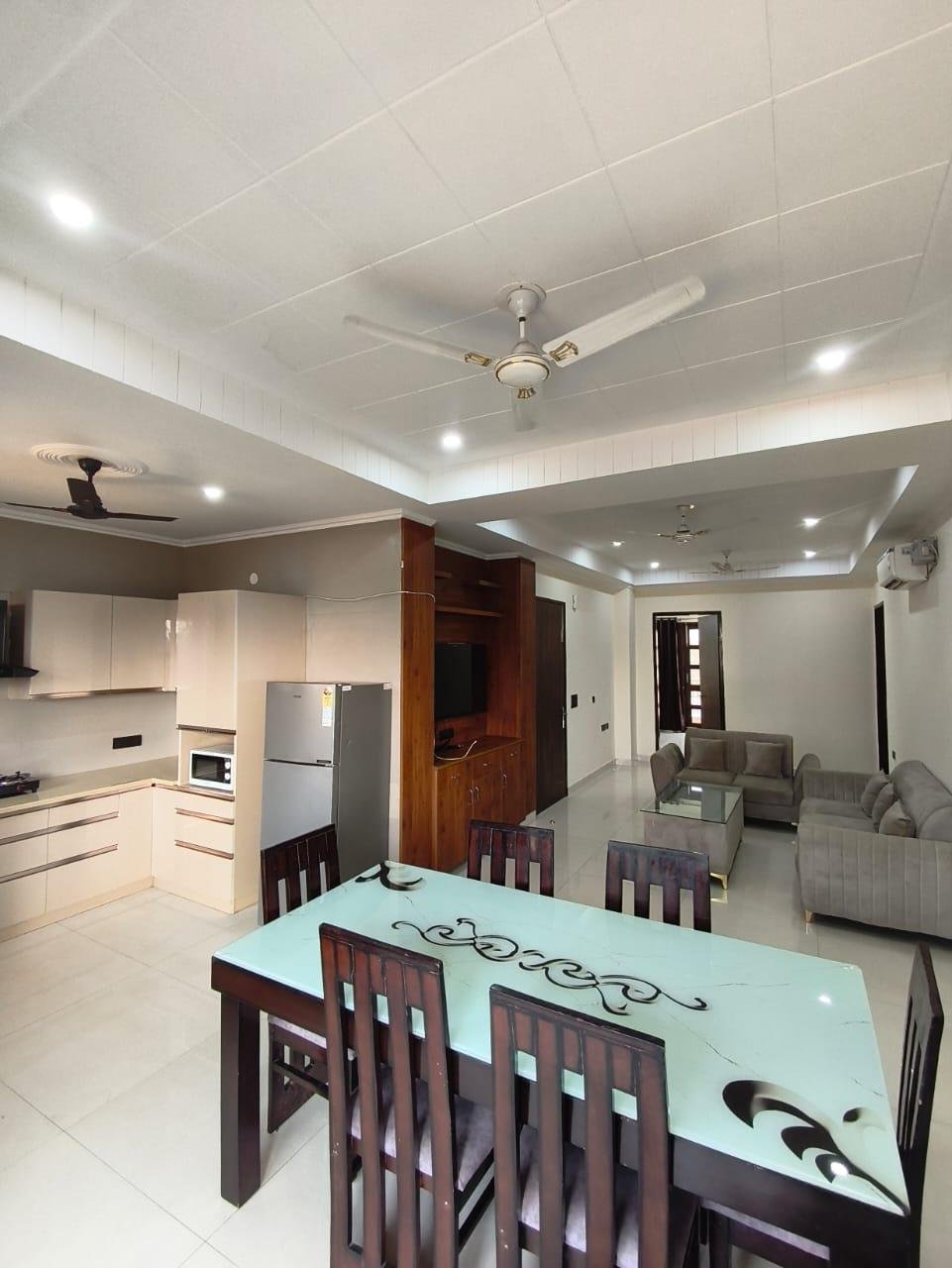 3bhk Fully furnished flat Sector 57 Gurgaon Haryana