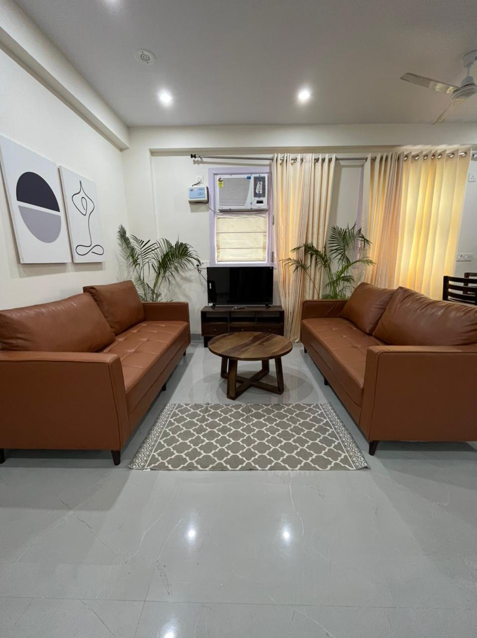 3BHK Fully furnished flat in sector 27 Gurgaon Haryana