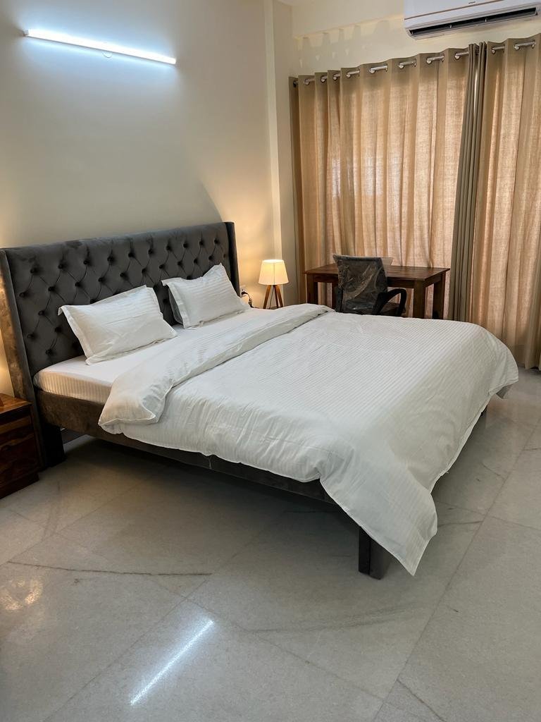 3BHK Fully furnished flat in sector 28 Gurgaon Haryana