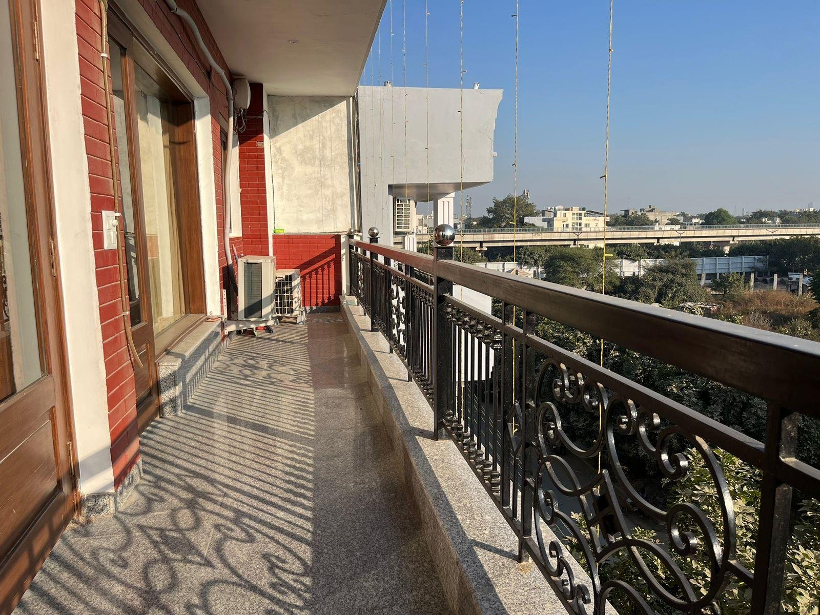 3BHK Fully furnished flat in sector 28 Gurgaon Haryana