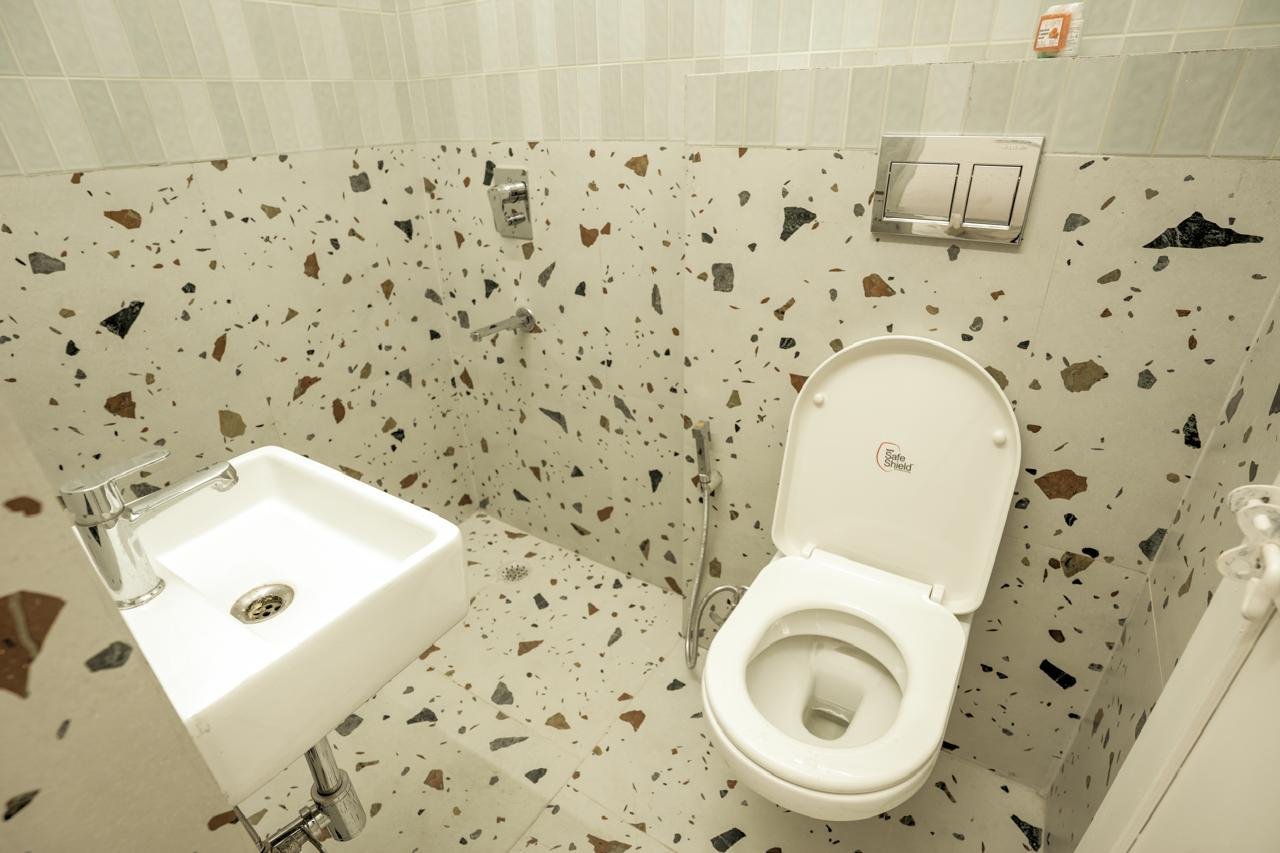 3BHK Fully furnished flat in sector 27 Gurgaon Haryana