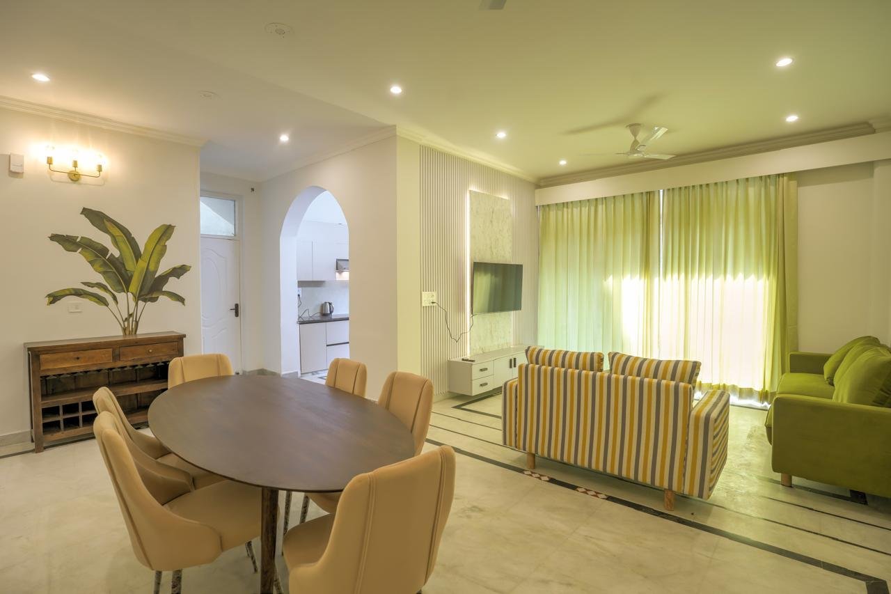 3BHK Fully furnished flat in sector 27 Gurgaon Haryana