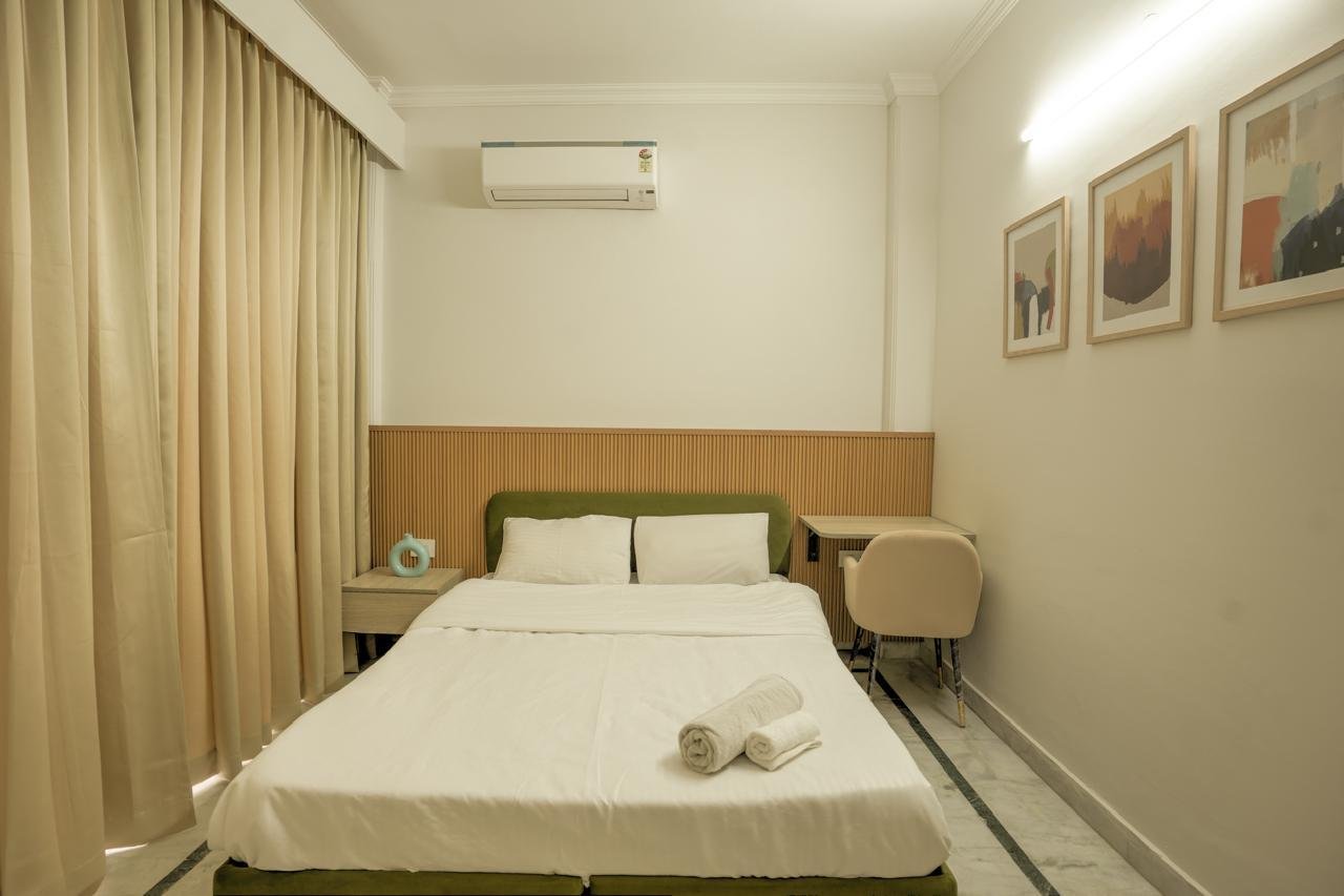 3BHK Fully furnished flat in sector 27 Gurgaon Haryana