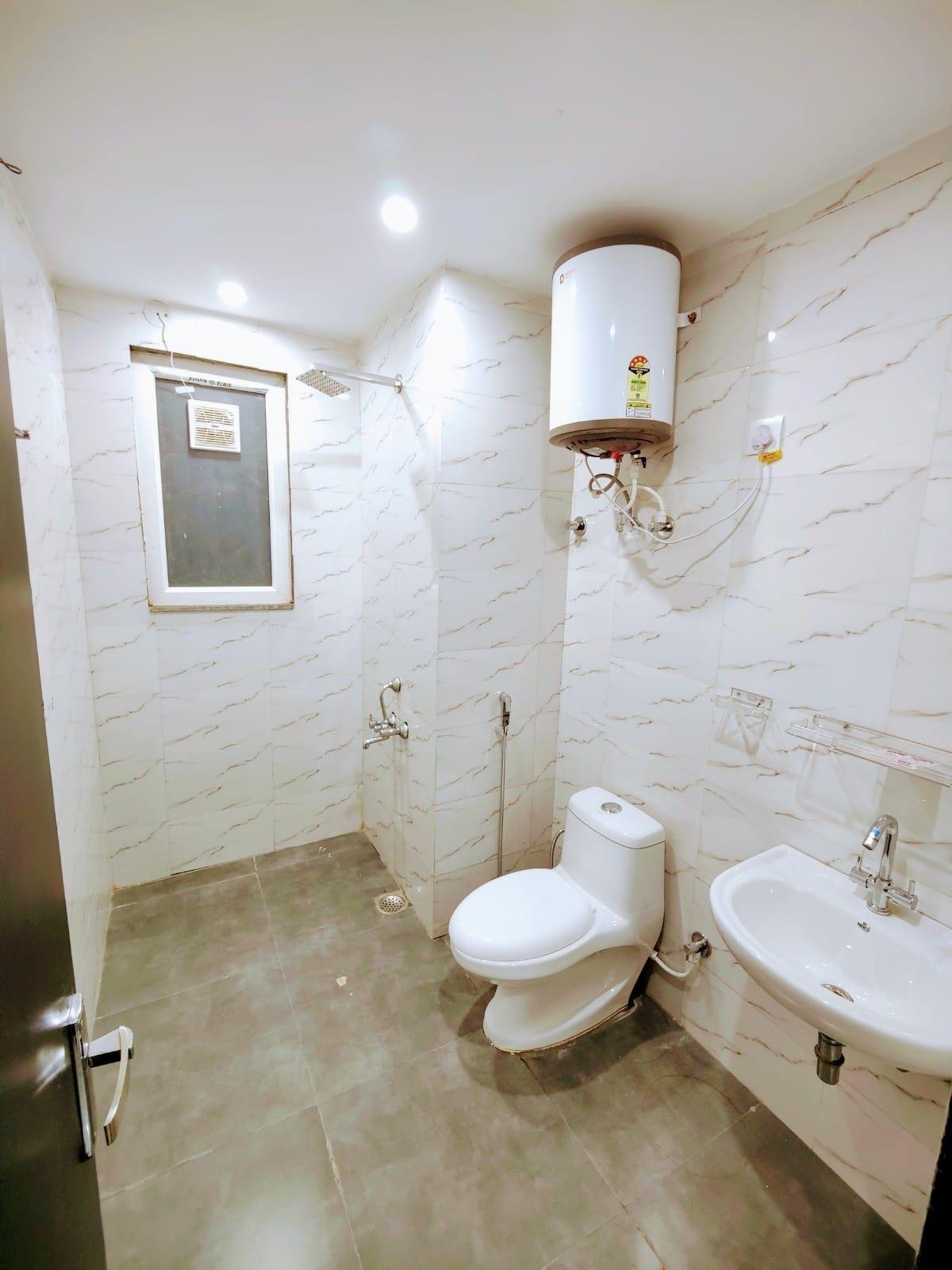 2BHK fully funised flat in Sector 52 Gurgaon Haryana