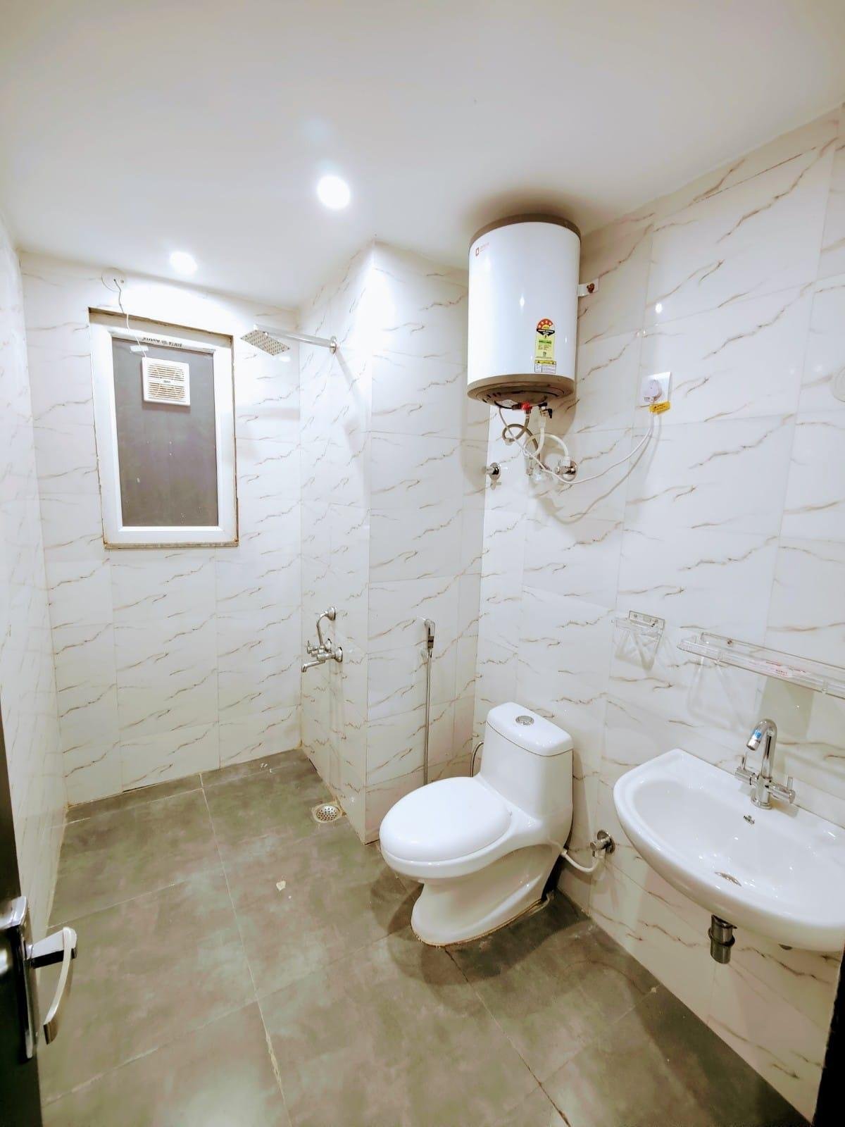 1 BHK Fully Furnished Flat IN Sector 57 Gurgaon  Haryana