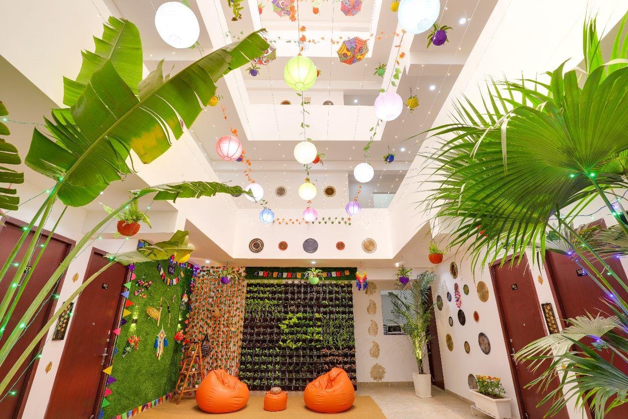 1 RK Fully Furnished Flat  Sector 27, DLF Phase 4, Gurgaon, Haryana