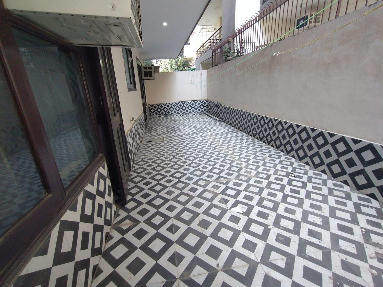 2BHK Fully Furnished Floor  in Sector 53, DLF Exclusive Floors, Gurgaon