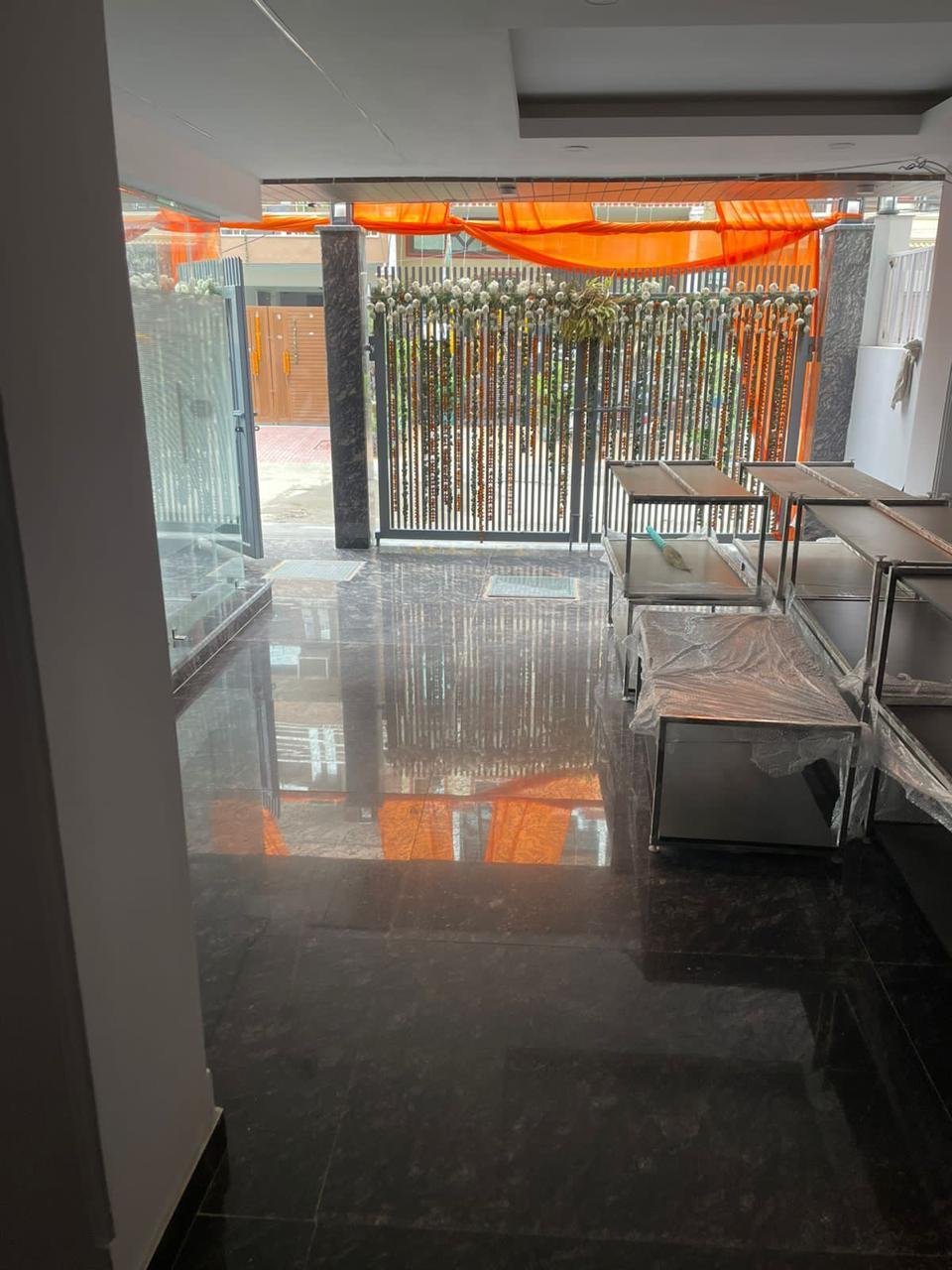 1BHK FUllY furnised flat in sector 45 Gurgaon Haryana