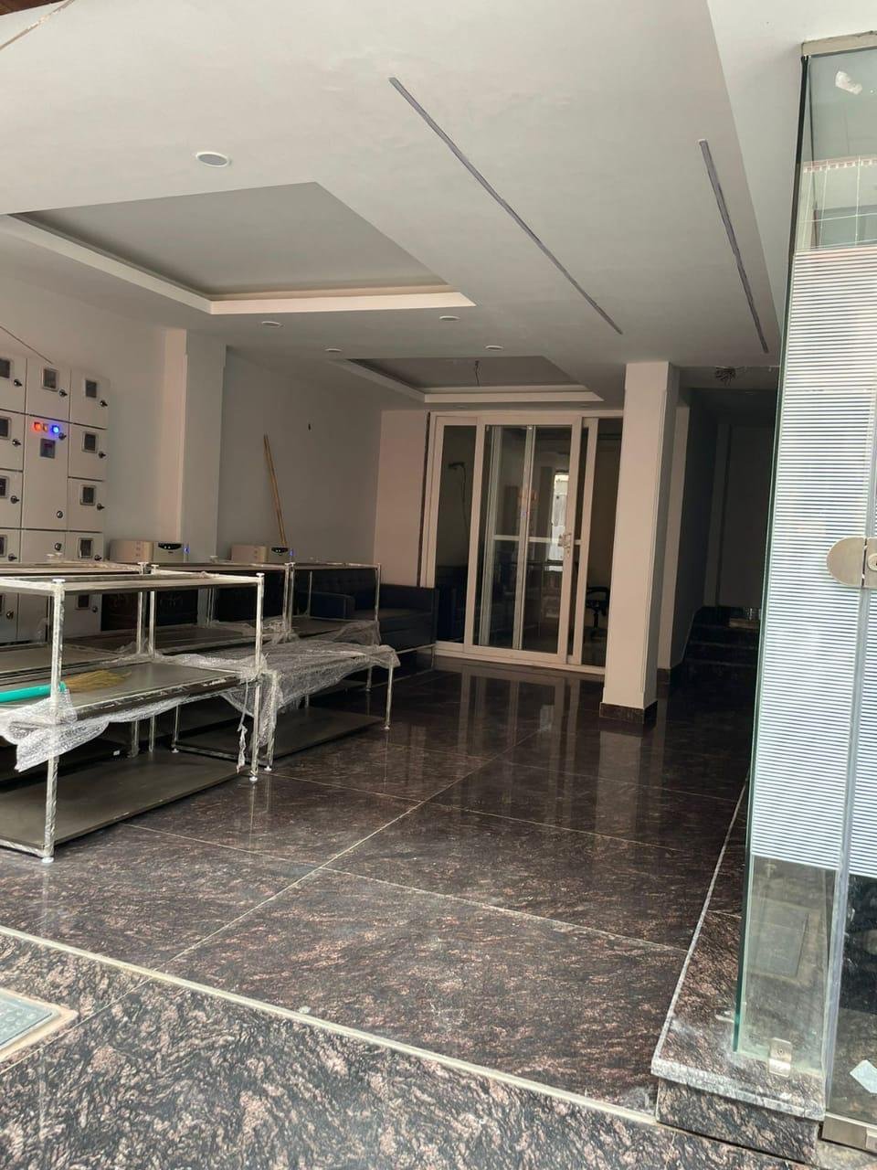 1BHK FUllY furnised flat in sector 45 Gurgaon Haryana