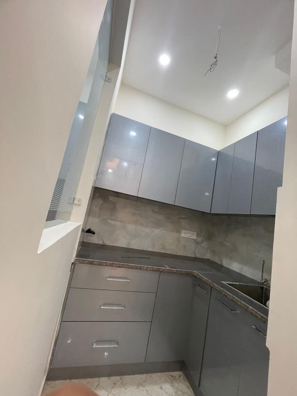 1BHK FUllY furnised flat in sector 45 Gurgaon Haryana