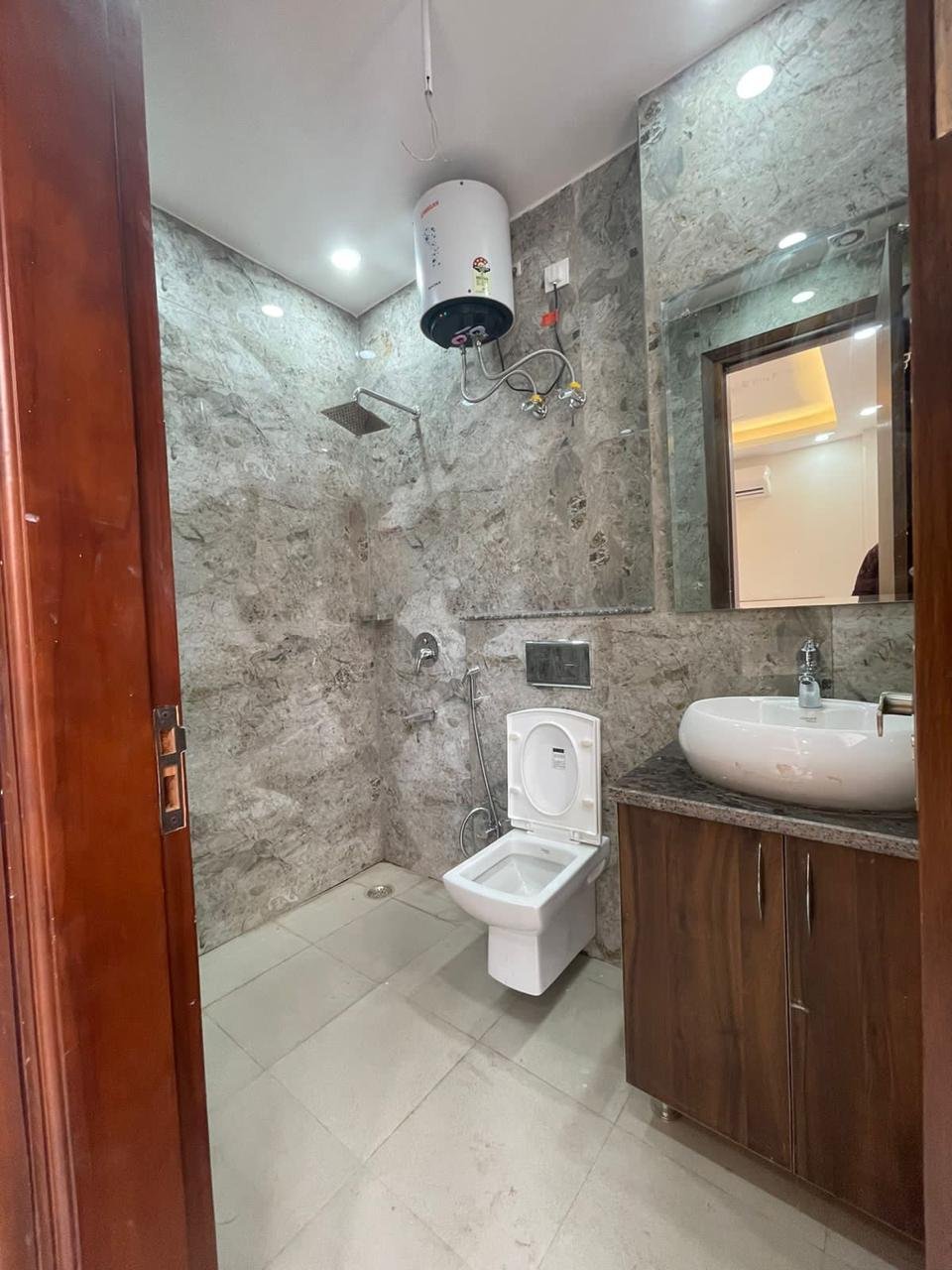 1BHK FUllY furnised flat in sector 45 Gurgaon Haryana