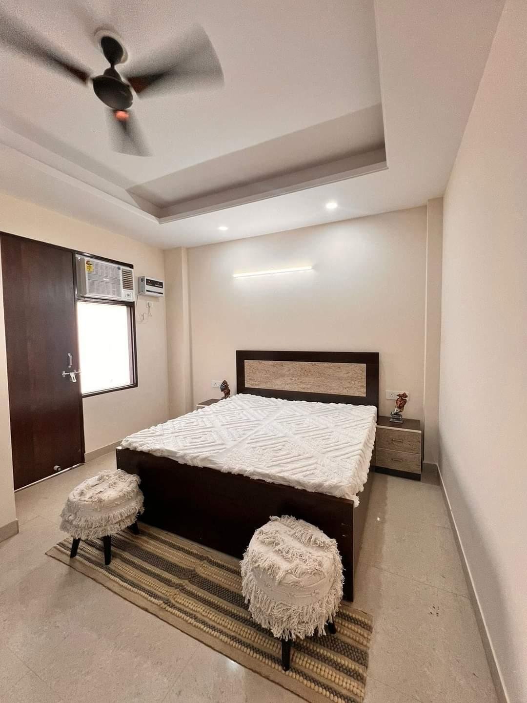 1BHK Fully Furnished Floor available for rent in Sector 55, Gurgaon