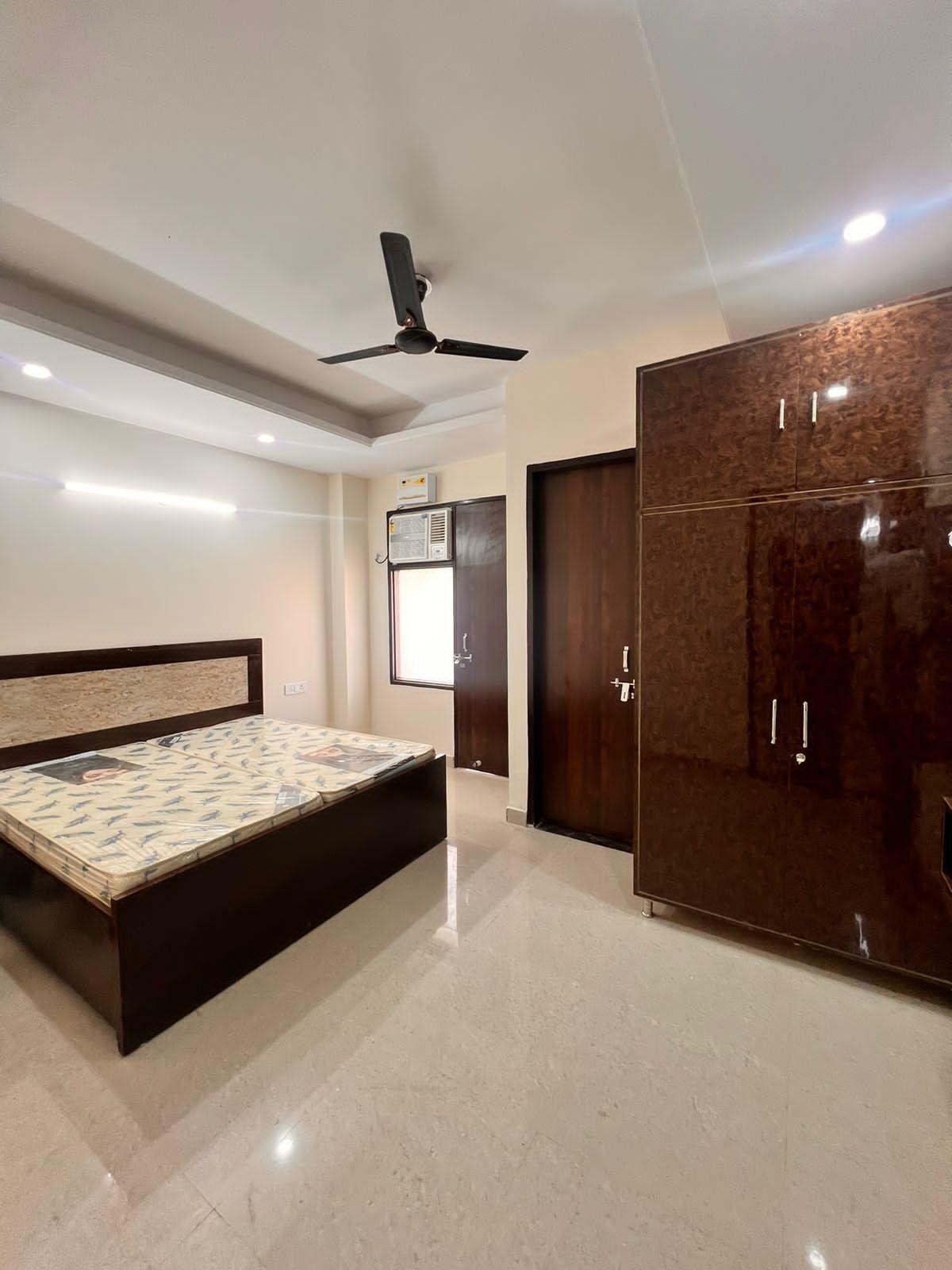 1BHK Fully Furnished Floor available for rent in Sector 55, Gurgaon