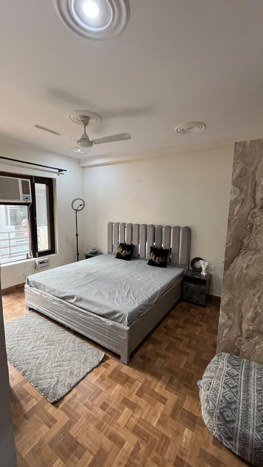 2BHK Fully Furnished Floor  in Sector 53, DLF Exclusive Floors, Gurgaon