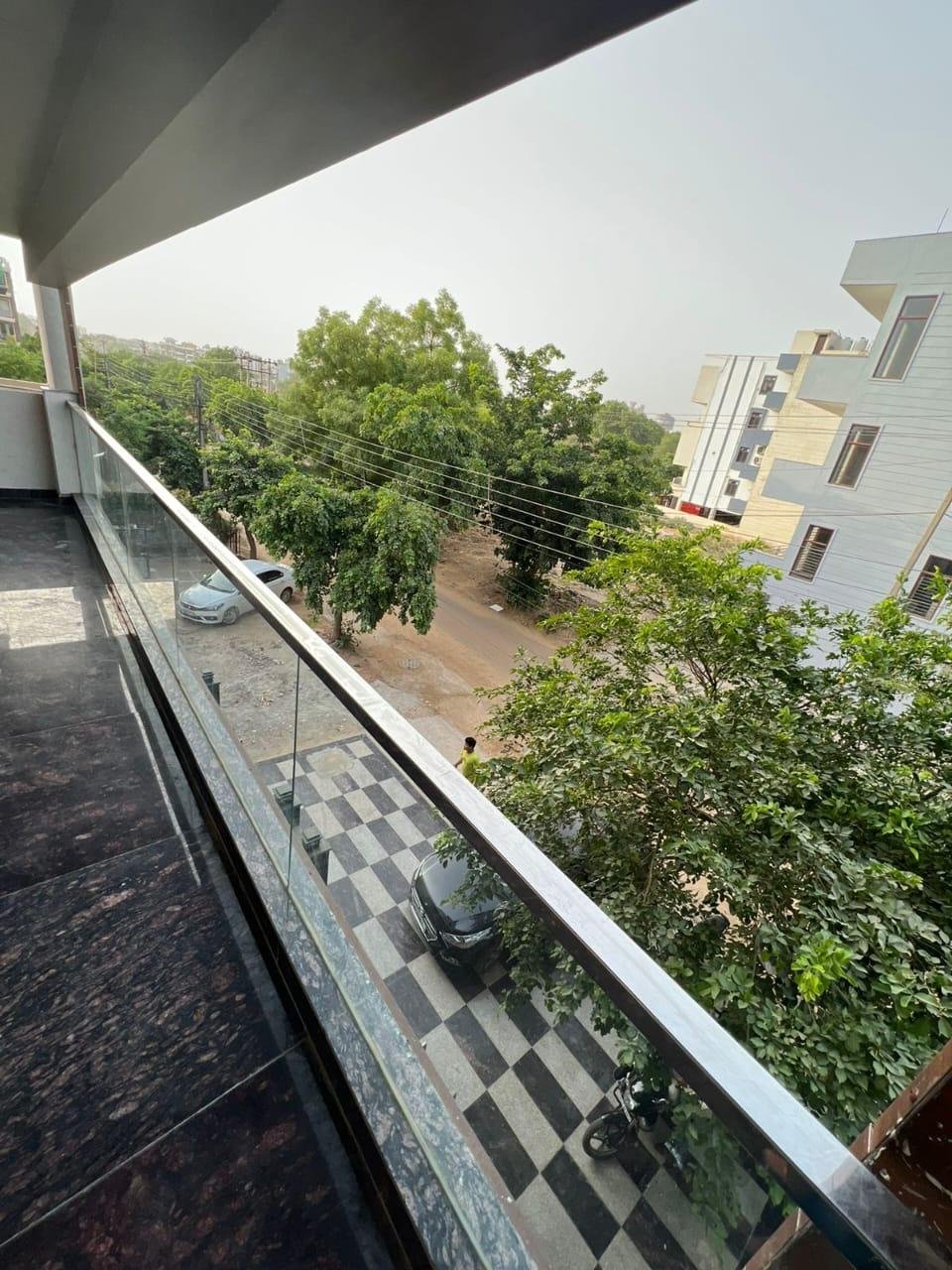 2 BHK Fully Furnished Flat in Sector 52 Gurgaon,Haryana