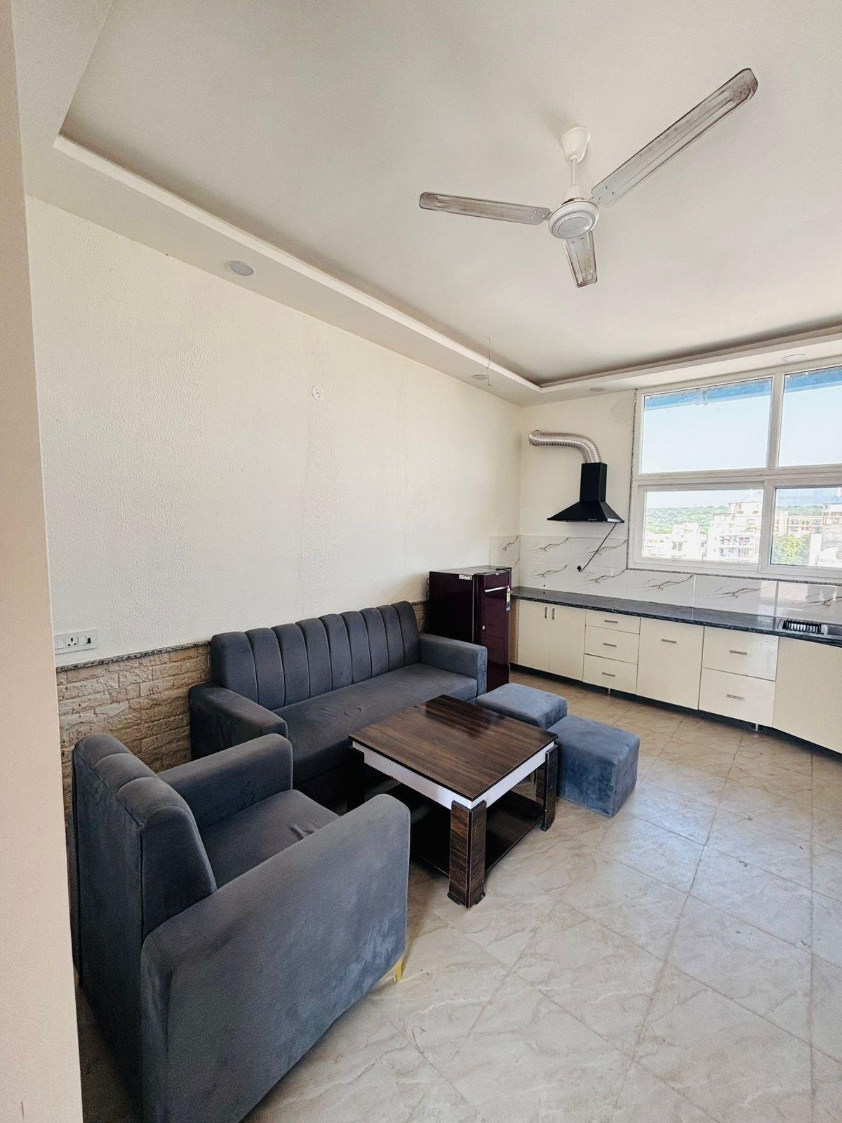 1BHK Fully Furnished Flat for Rent – Sector 55, Gurgaon Haryana