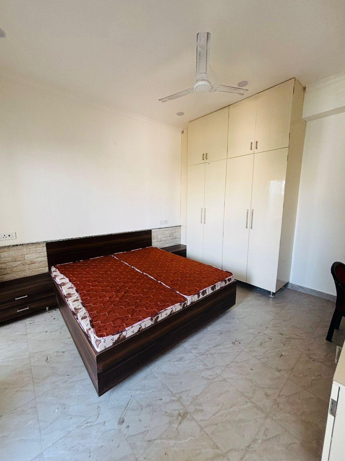 1BHK Fully Furnished Flat for Rent – Sector 55, Gurgaon Haryana