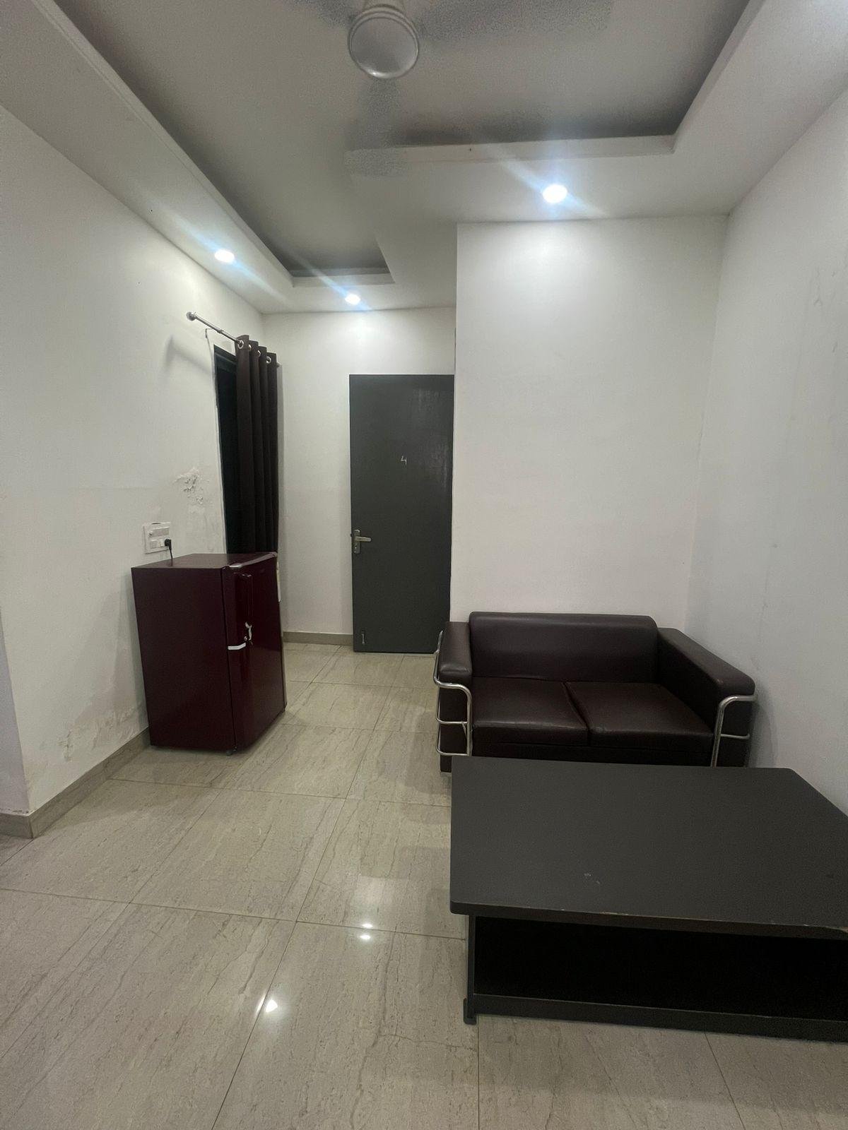 1BHK fully Furnised flat in sector 38 Gurgaon Haryana