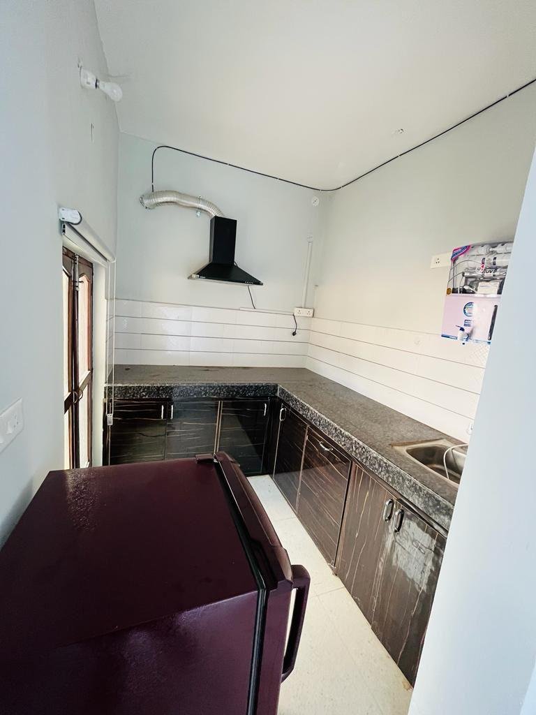 2BHK Fully Furnised flat in Sector 52 Gurgaon Haryana