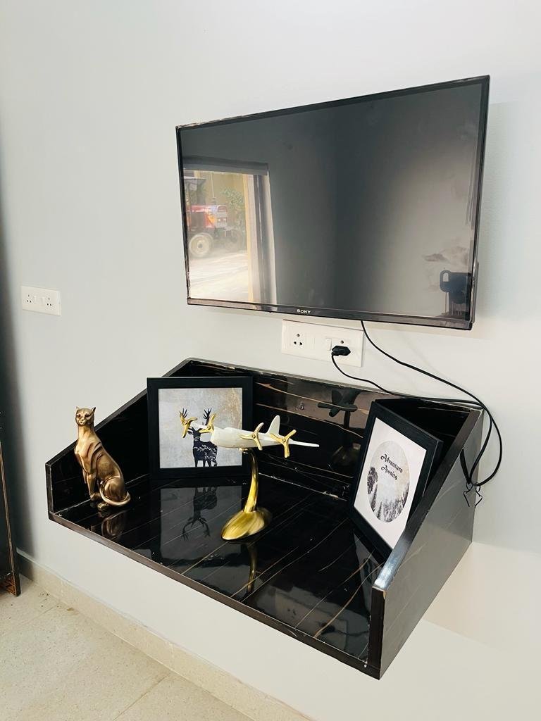 2BHK Fully Furnised flat in Sector 52 Gurgaon Haryana